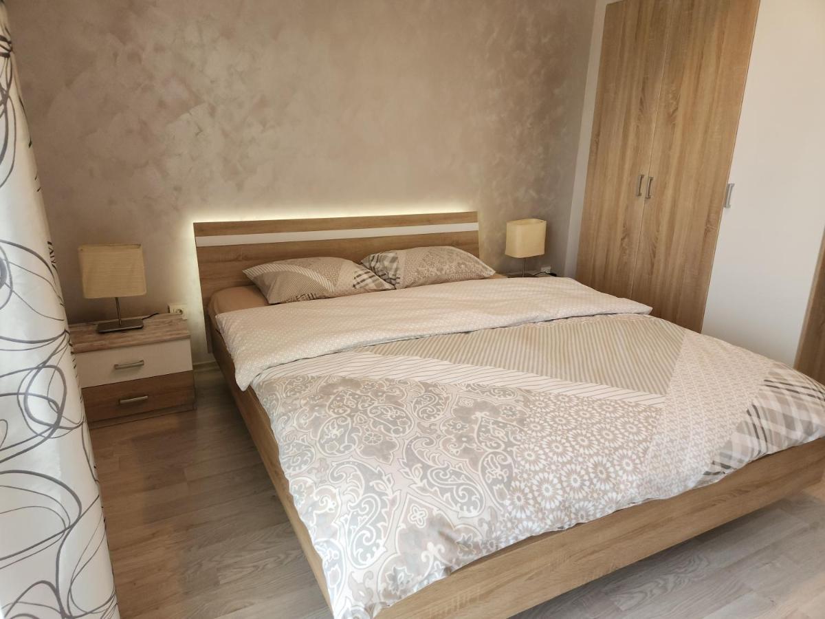 Airport Apartment Otopeni Exterior foto